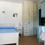 Vicky's Aparthotel Ormos Aigialis