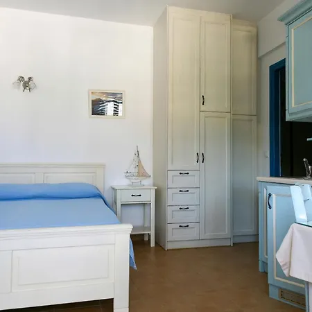 Vicky's Aparthotel Ormos Aigialis