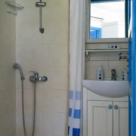 Vicky's Aparthotel Ormos Aigialis