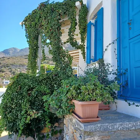 Aparthotel Vicky's Ormos Aigialis