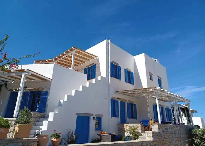 Vicky's 3* Ormos Aigialis