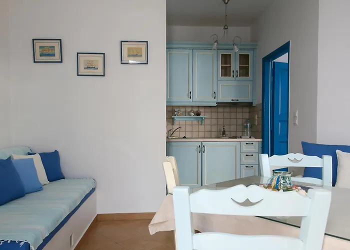 Lägenhetshotell Vicky's Ormos Aigialis