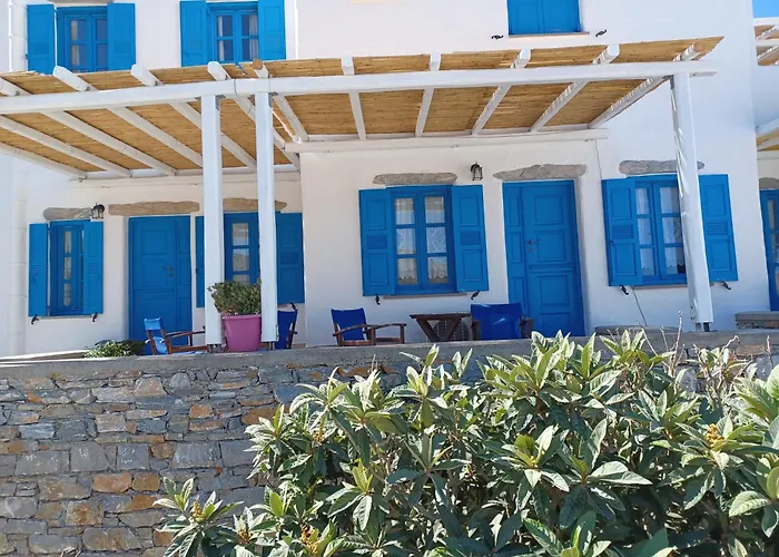 Vicky's 3* Ormos Aigialis