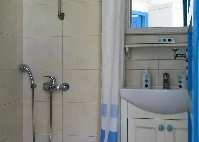 Vicky's Lägenhetshotell Ormos Aigialis