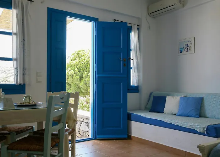 Vicky's Lägenhetshotell Ormos Aigialis