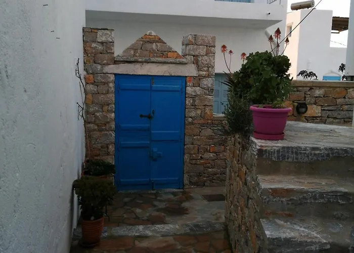 Lägenhetshotell Vicky's Ormos Aigialis